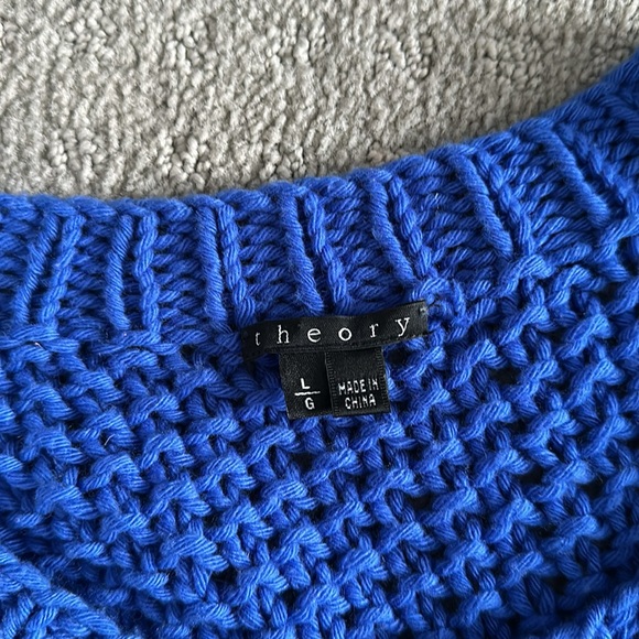 Theory Sweater - Size Large - Picture 3 of 6